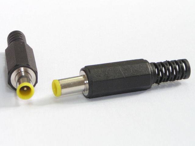 Wtyk DC 5,0/3,4/0,7mm 2p