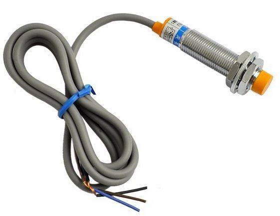 Czujnik zbliżeniowy indukcyjny 12mm LJ12A3 pnp 3p