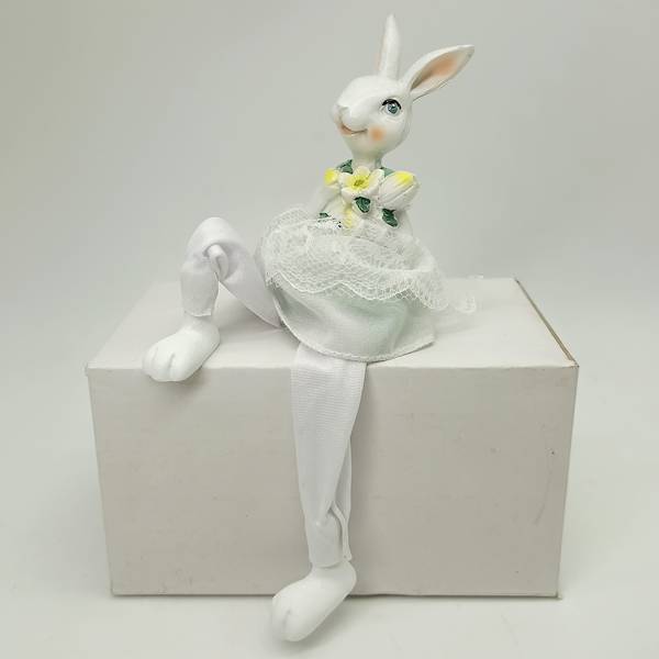 Króliczka siedząca koronka