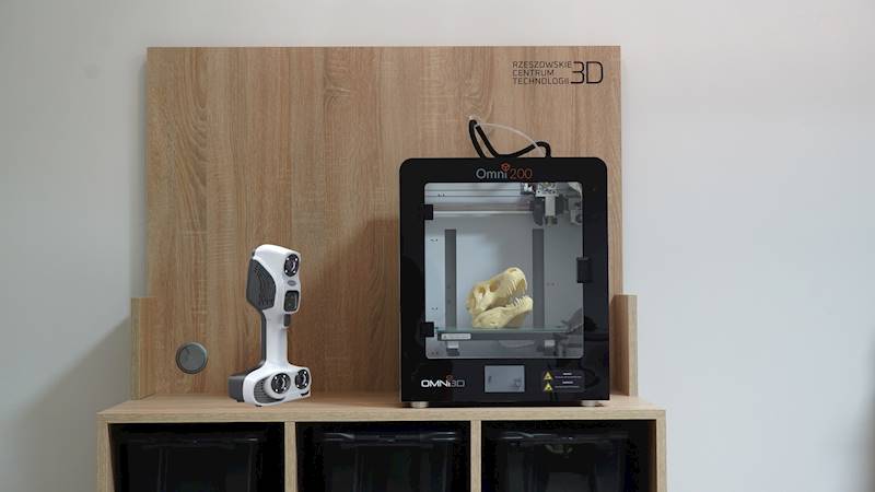 Stolik Meblowy/Szafka pod Drukarkę 3D - Laboratoria Przyszłosci