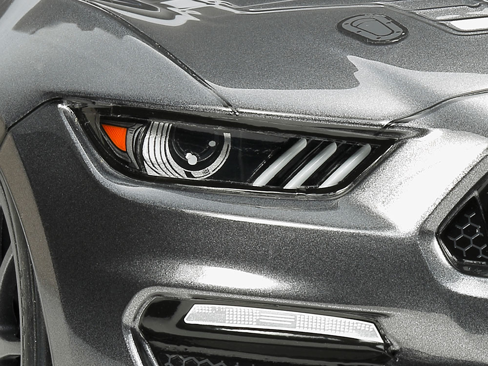 Tamiya 58664 TT-02 Ford Mustang GT4 