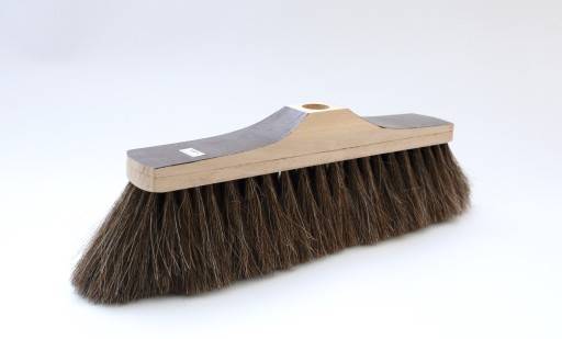 ZAMIATACZ DREWNO NATURALNE 30CM