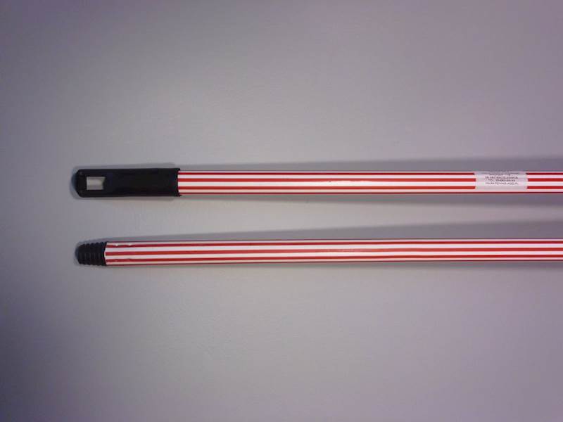 TRZONEK GUMOWANY 130 cm