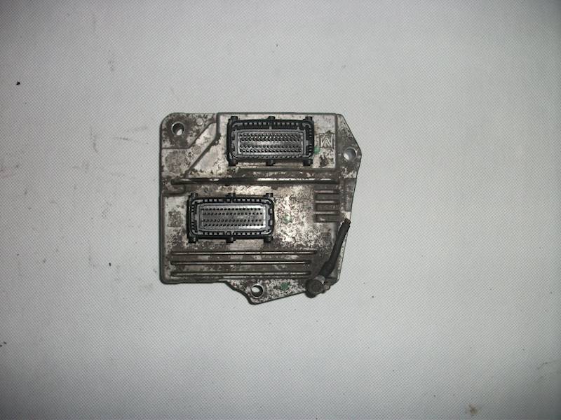Sterownik Opel Astra III H Zafira B FFFV 1.6 16V 55562549 FFFV EX