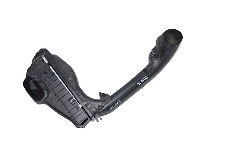 Obudowa filtra powietrza BMW F10 F20 F30 3.0 D N57 N57D30A 13718507565