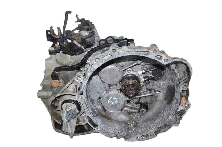 Skrzynia biegów KIA Carens III 2.0 CRDI 113 KM 06-12r.  S820JC
