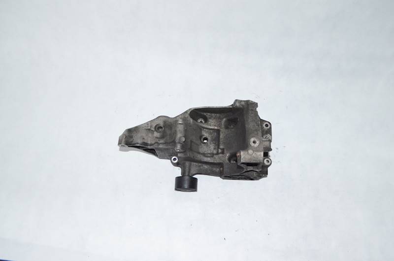 Łapa alternatora BMW E87 E90 E60 E84 2.0 D 177 KM