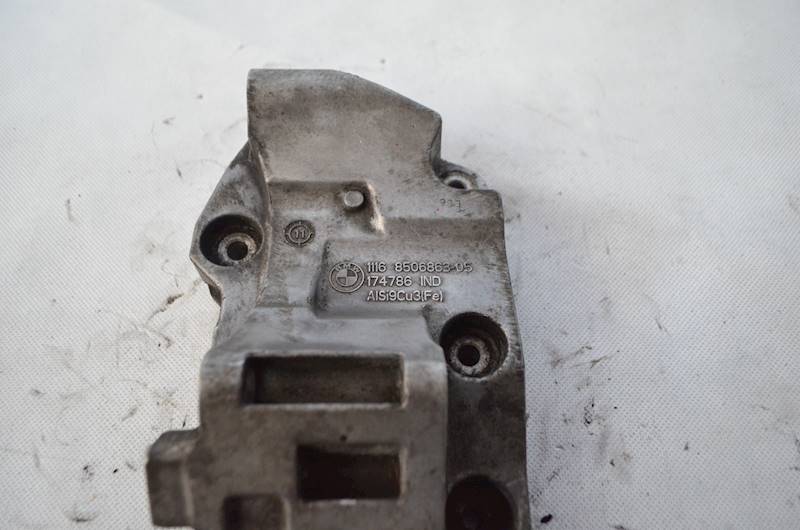 Łapa alternatora BMW E90 F10 F25 X5 2.0 D N47D20A