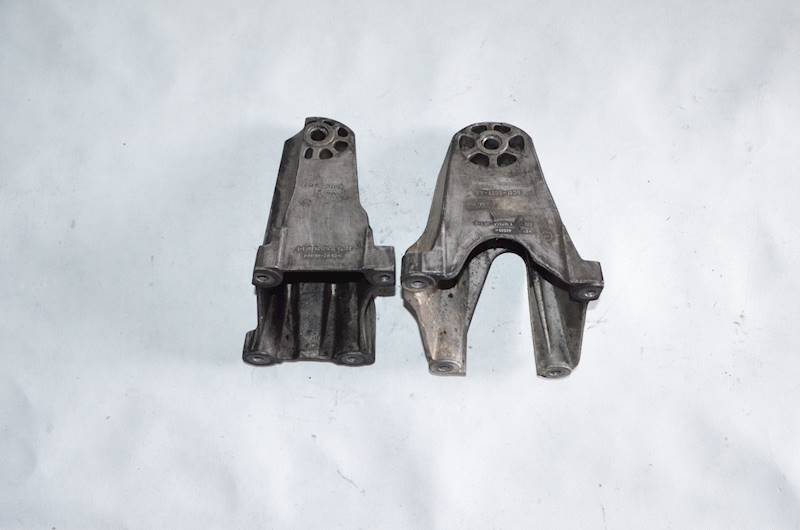 Łapa mocowanie silnika Ford Transit Mk7 2.4 TDCI