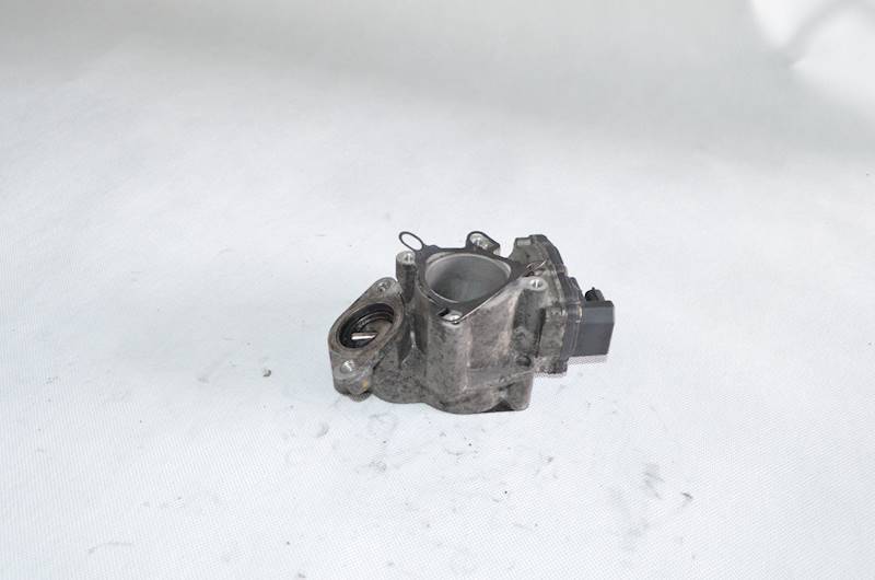 Zawór EGR Renaullt Master III Trafic 2.0 2.3 DCI A2C53217899 H8200987088