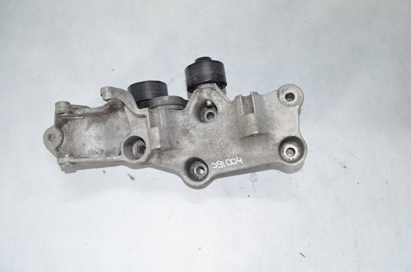 Łapa alternatora Renault Trafic Vivaro 2.0 DCI M9R