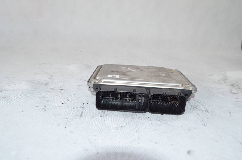 Sterownik Audi A4 B8 FL 2.0 TDI 03L906018AC 0281018375
