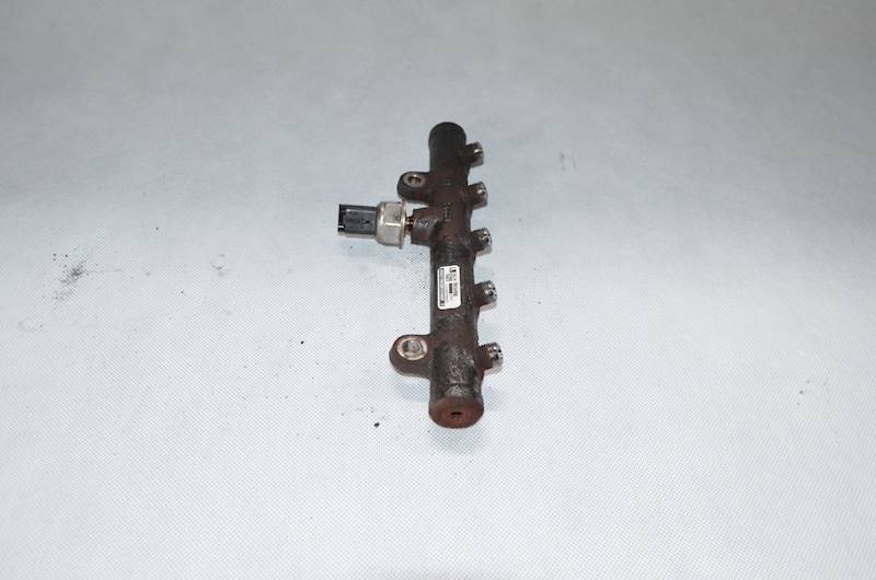 Listwa wtryskowa Peugeot 407 607 2.0 HDI CZUJNIK
