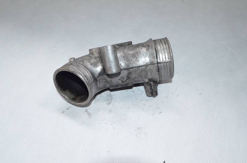 Kolanko turbiny Volvo S80 V70 XC90 XC70 2.4 D5