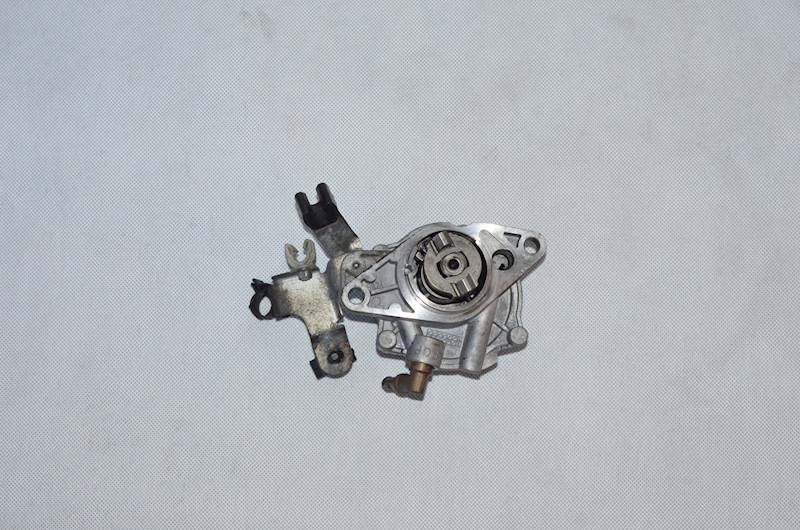 Pompa wakum Opel Corsa D Fiat Doblo 1.3 CDTI JTD