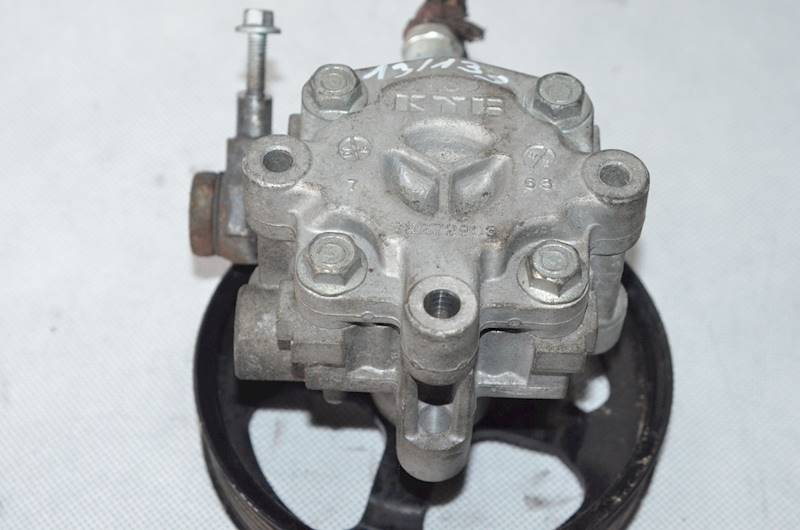 Pompa wspomagania Peugeot 4007 Citroen C-Crosser 2.2HDI 4HN 10DZ55 78272903