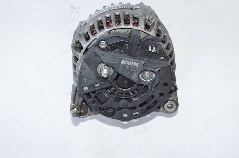 Alternator VW Golf VI Tiguan Skoda Octavia 1.4 TSI 03C903023A 0124525093