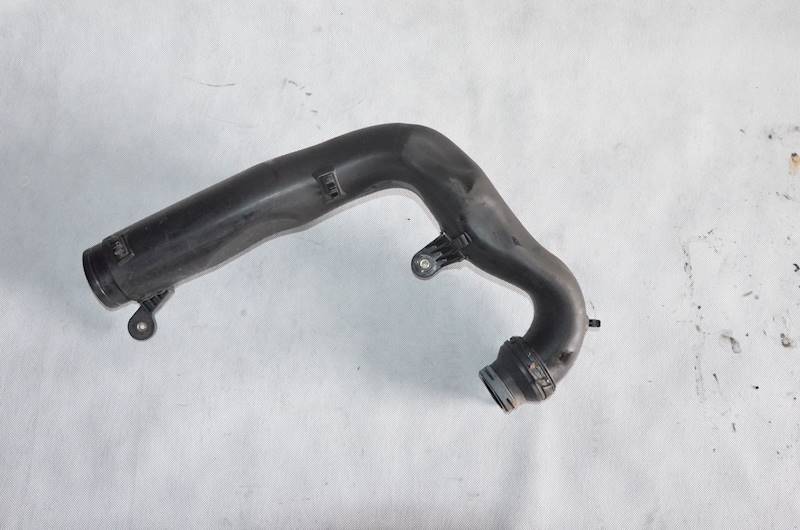 Przewód intercoolera VW Golf V Touran 2.0 TDI
