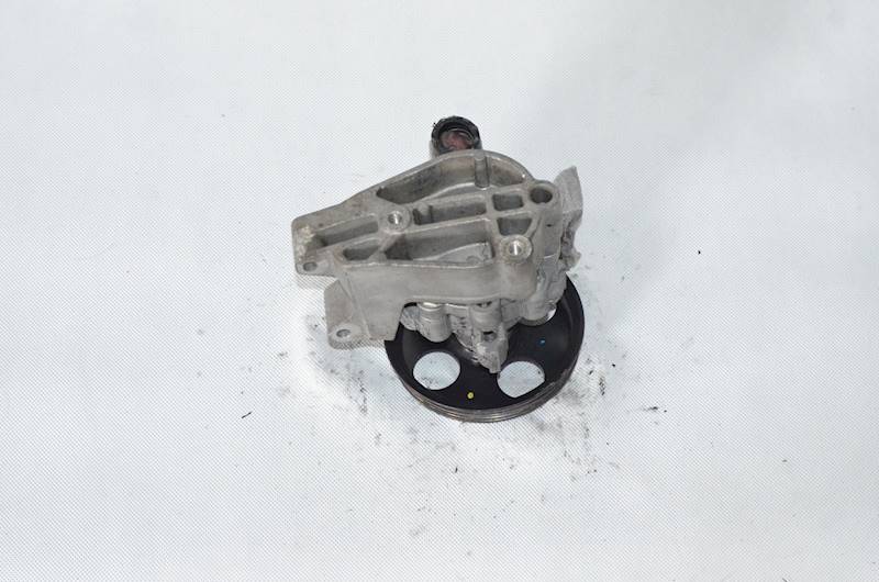 Pompa wspomagania Opel Insignia A 1.8 16V A18XER 55564138 4PK 