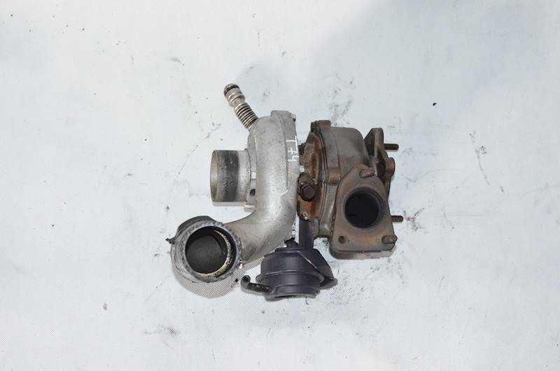 Turbina Renault Espace IV Avantime Master Laguna II 2.2 DCI 8200267138
