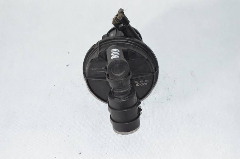 Pompa powietrza Audi A3 S3 VW Golf R32 TT 3.2 V6 VR6 022131083K 7.22738.09