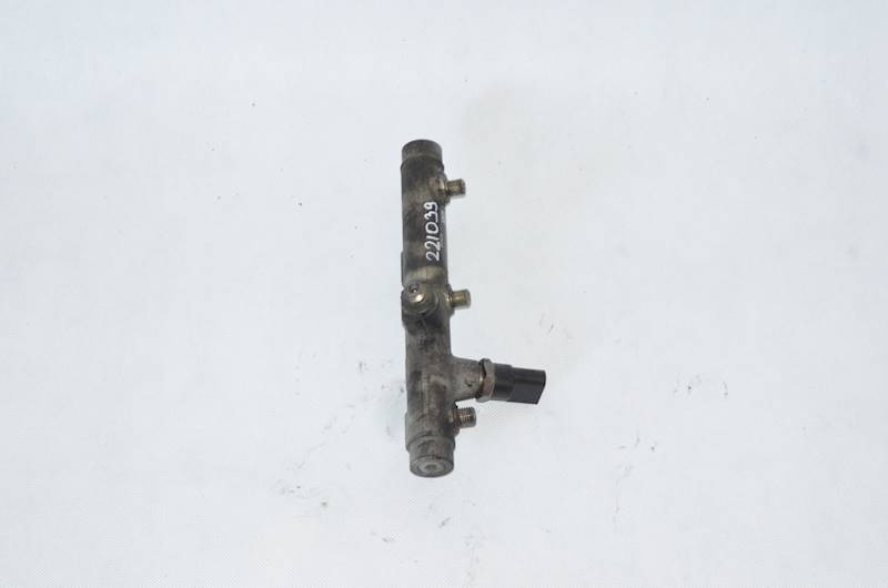 Listwa wtryskowa Audi A6 C6 A4 B7 Q7 Phaeton 3.0 TDI BMK CZUJNIK 059130089D