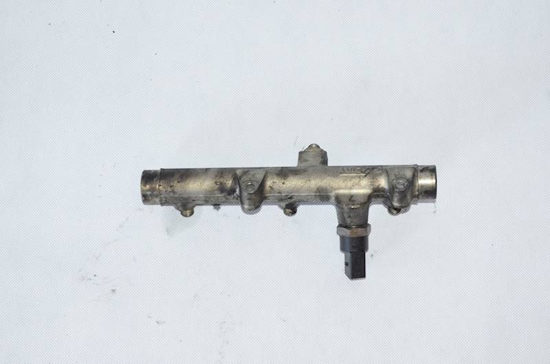 Listwa wtryskowa Audi A6 C6 A4 B7 Q7 Phaeton 3.0 TDI BMK CZUJNIK 059130089D