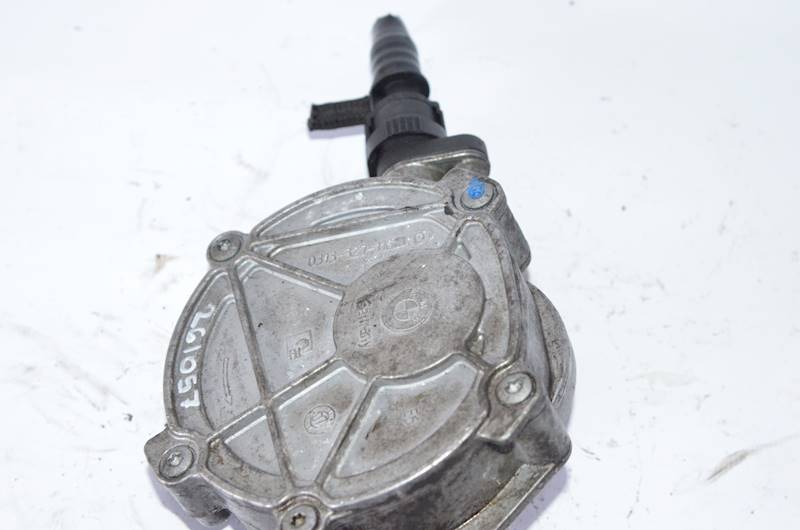 Pompa wakum BMW E87 E90 E91 E60 E61 1.6 2.0 i N43
