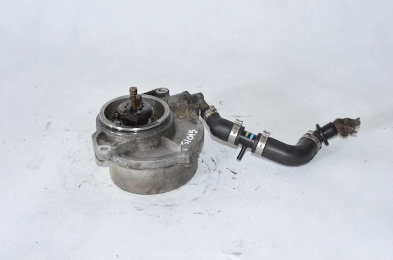 Pompa wakum Audi Q7 A4 B8 VW Touareg 2.7 3.0 TDI