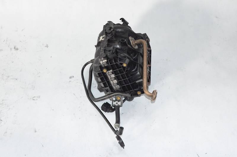 Kolektor ssący Opel Agila Corsa C 1.0 12V 09157499