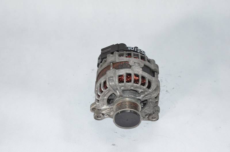 Alternator VW Polo 6R Skoda Fabia III 1.4 TDI CUS 04B903023B F000DL08E2