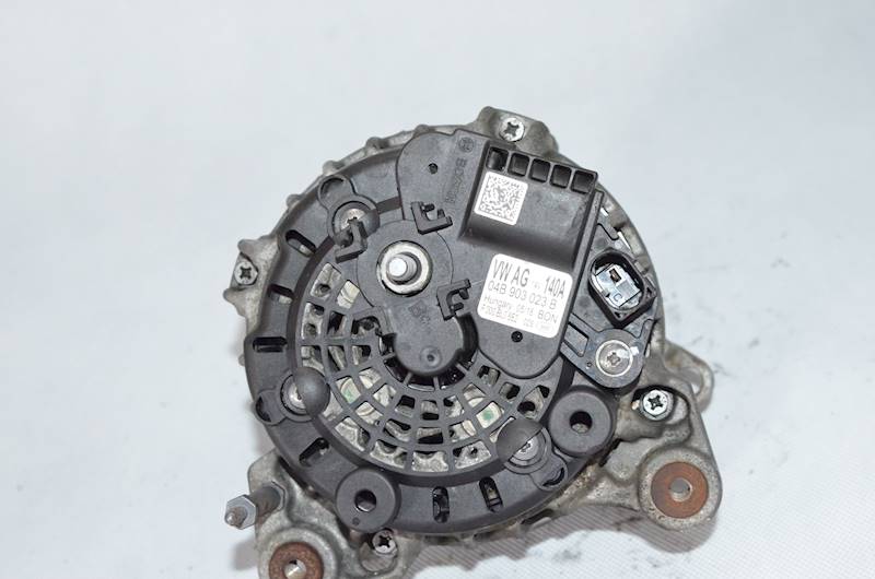 Alternator VW Polo 6R Skoda Fabia III 1.4 TDI CUS 04B903023B F000DL08E2