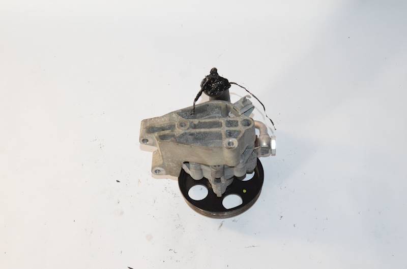 Pompa wspomagania Opel Insignia A 1.8 16V A18XER 55564138 4PK