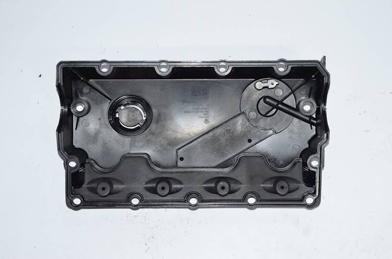Pokrywa zaworów VW Golf V Touran Seat Leon 1.9 TDI