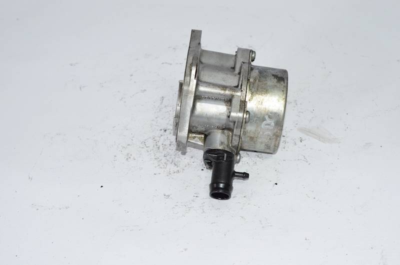 Pompa wakum Renault Megane II Nissan Juke 1.5 DCI