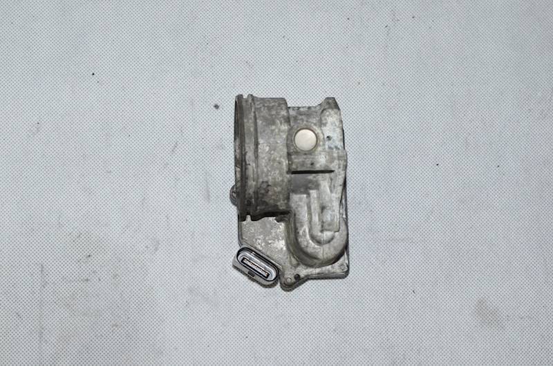 Przepustnica VW Golf V Passat B6 Audi A3 1.9 TDI 03G128063M A2C53324665