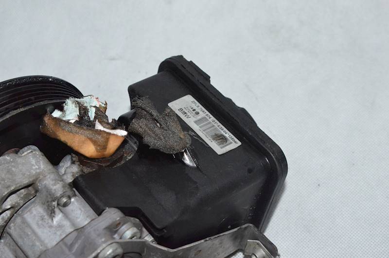 Pompa wspomagania BMW E60 E61 X5 E53 2.0 2.5 3.0 D 7693974101 6 PK
