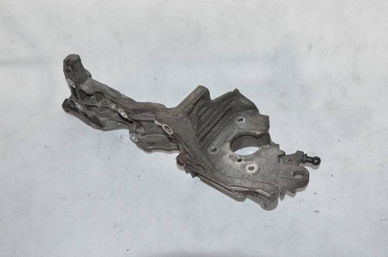 Łapa alternatora VW Golf VII Passat B7 1.6 2.0 TDI