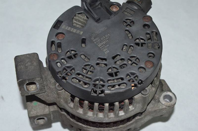 Alternator Volvo S80 II S60 XC60 C70 II 2.4 D D5442T 0121615014 307731