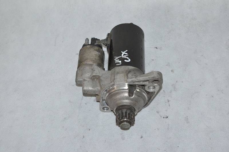 Rozrusznik VW Passat B7 Golf VI Tiguan Skoda Superb 1.4 TSI CAX  0001142003