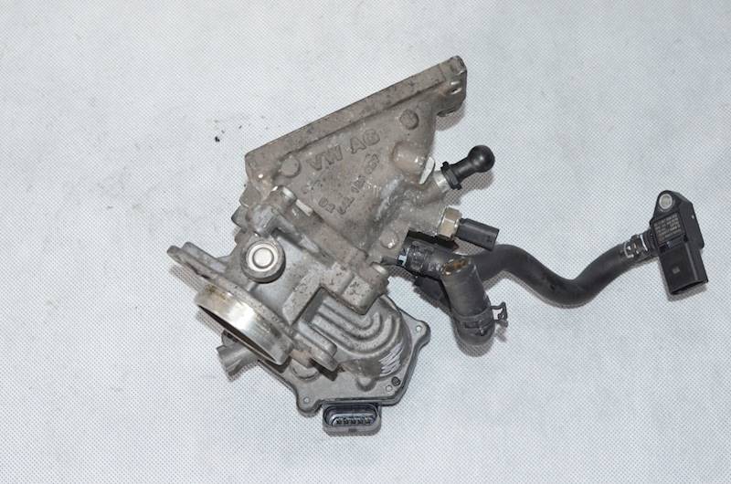 Przepustnica VW Passat B7 Golf VII Audi Q3 1.6 TDI 2.0 TDI CRB 04L128063M