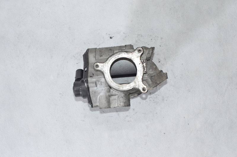 Zawór EGR Renault Master II Opel Movano 2.5 DCI 8200222772 A2C53094175
