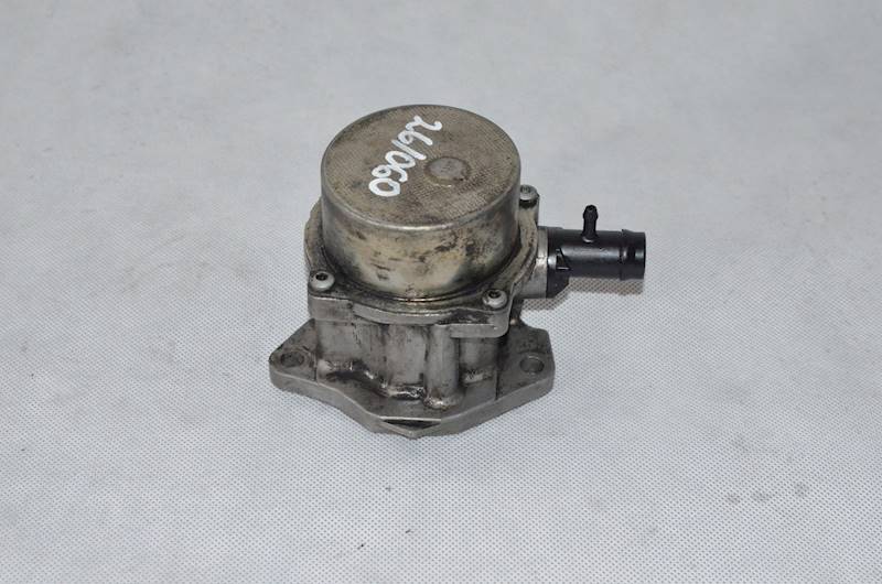 Pompa wakum Renault Clio III Nissan Note 1.5 DCI