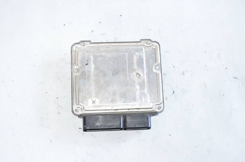 Sterownik Opel Insignia A Astra IV J 2.0 CDTI 55576906 AAP9 0281017105
