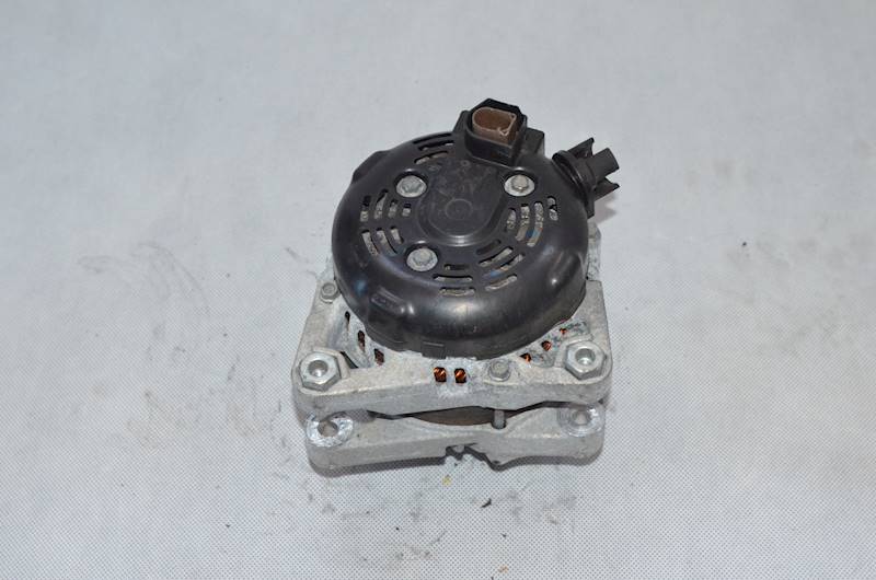 Alternator Ford Fiesta MK7 Focus Mk3 1.0 ECOBOOST M2DA CV6T-10300-BC 6 PK