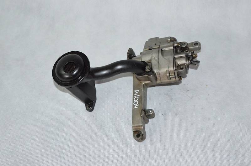 Pompa oleju Mercedes ML W164 E W211 W212 3.0 CDI 3.0 CRD OM642 6421810901