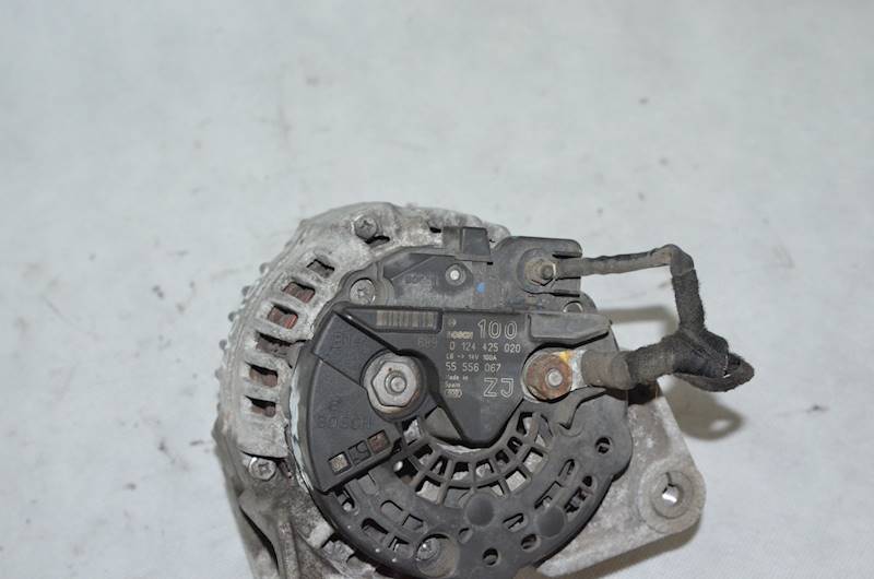 Alternator Opel Astra H Vectra C Meriva A 1.6 1.8 16V 0124425020 55556067