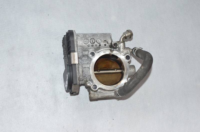 Przepustnica Opel Astra J Insignia A 1.6 1.8 16V A16XER A18XER 55561495