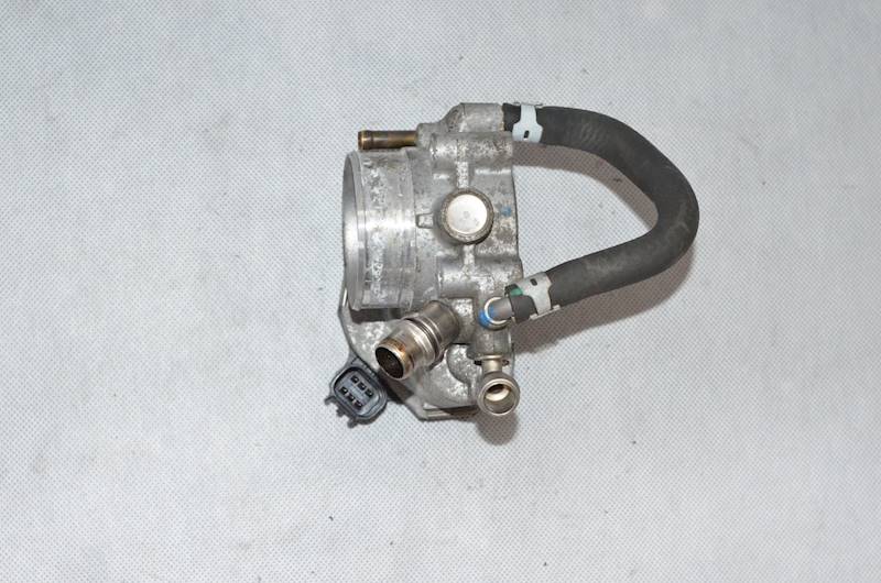 Przepustnica Opel Astra J Insignia A 1.6 1.8 16V A16XER A18XER 55561495