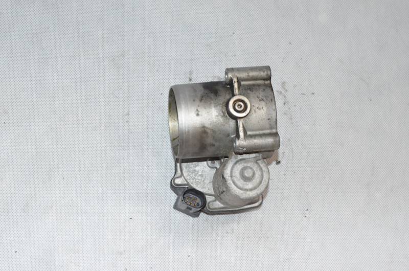 Przepustnica VW Golf VI Tiguan Passat B7 1.4 TSI CAX 03C133062C A2C53030936